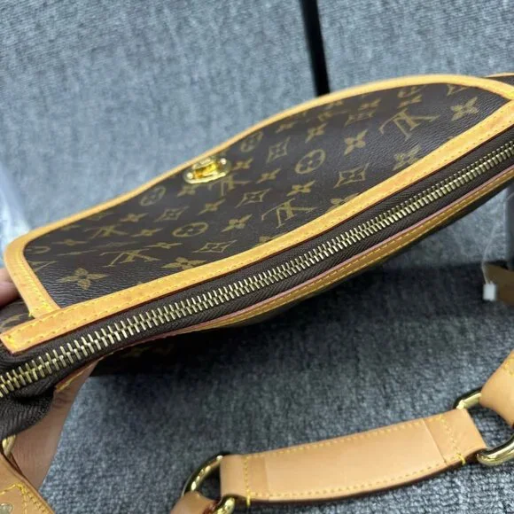 Louis Vuitton Tulum Brown Monogram Canvas Shoulder Bag 850-041425 - Picture 10 of 15